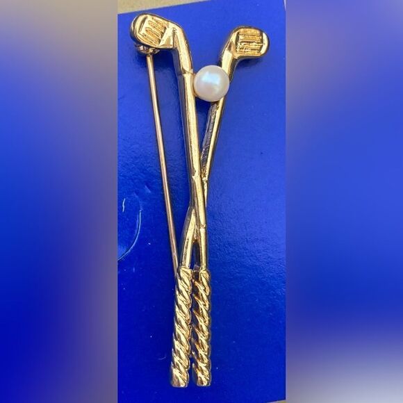Vintage Golf Club Lapel Pin Tie Clip Brooch Gold Tone Metal Crystal New - Picture 1 of 3